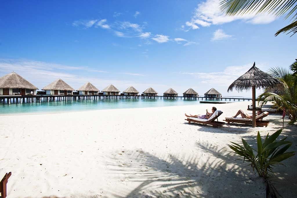 Adaaran Select Meedhupparu Resort