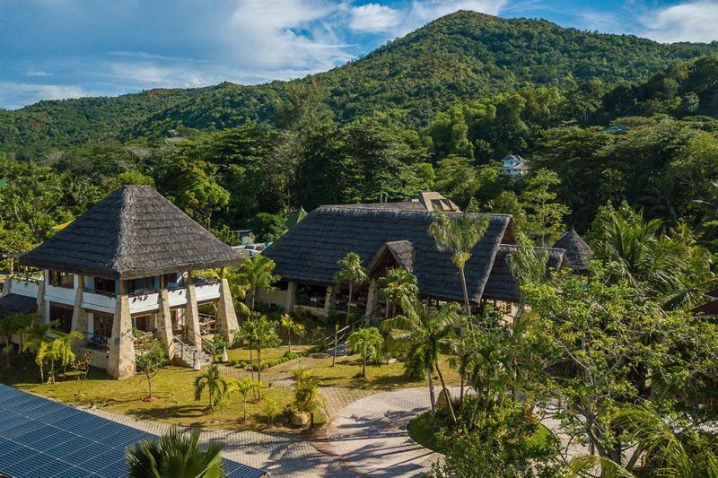 Les Lauriers Eco Hotel & Restaurant