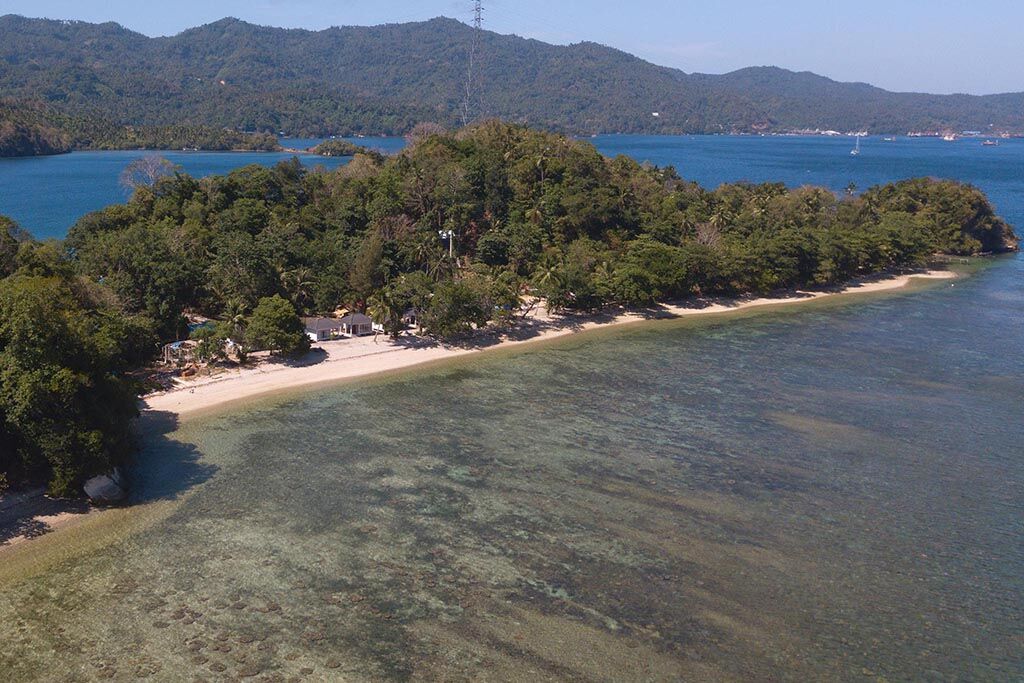 White Sands Beach Resort