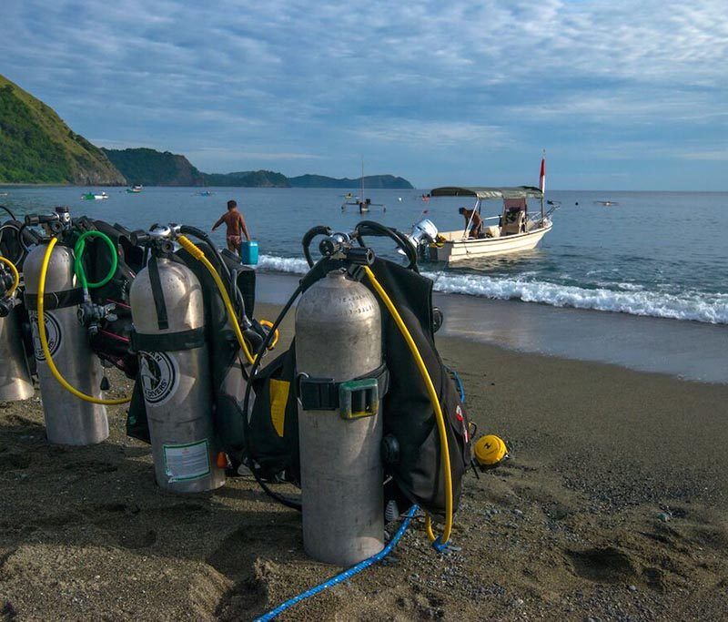 Tompotika Dive Center