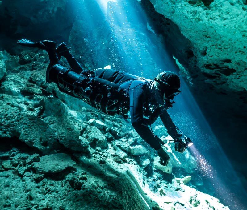 Maya Blue Dive Center