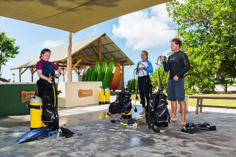 Alphonse Dive Center