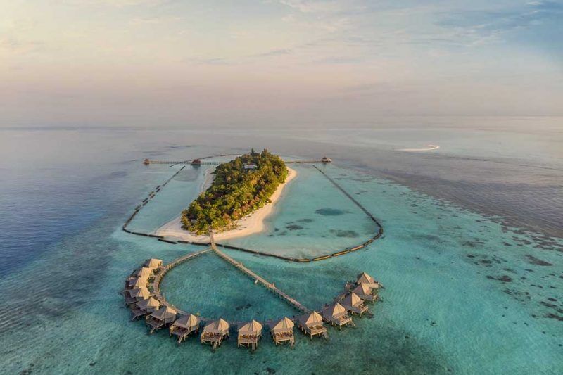 Komandoo Island Resort & Spa
