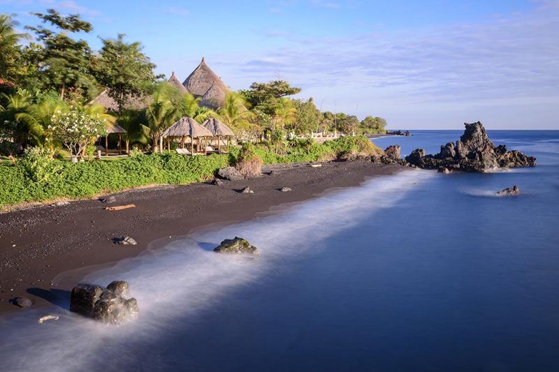 Alam Batu Beach Bungalow Resort