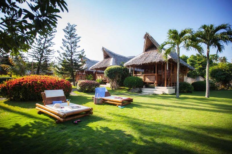 Pura Vida Beach & Dive Resort