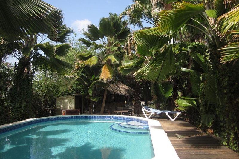 Tropical Inn Resort