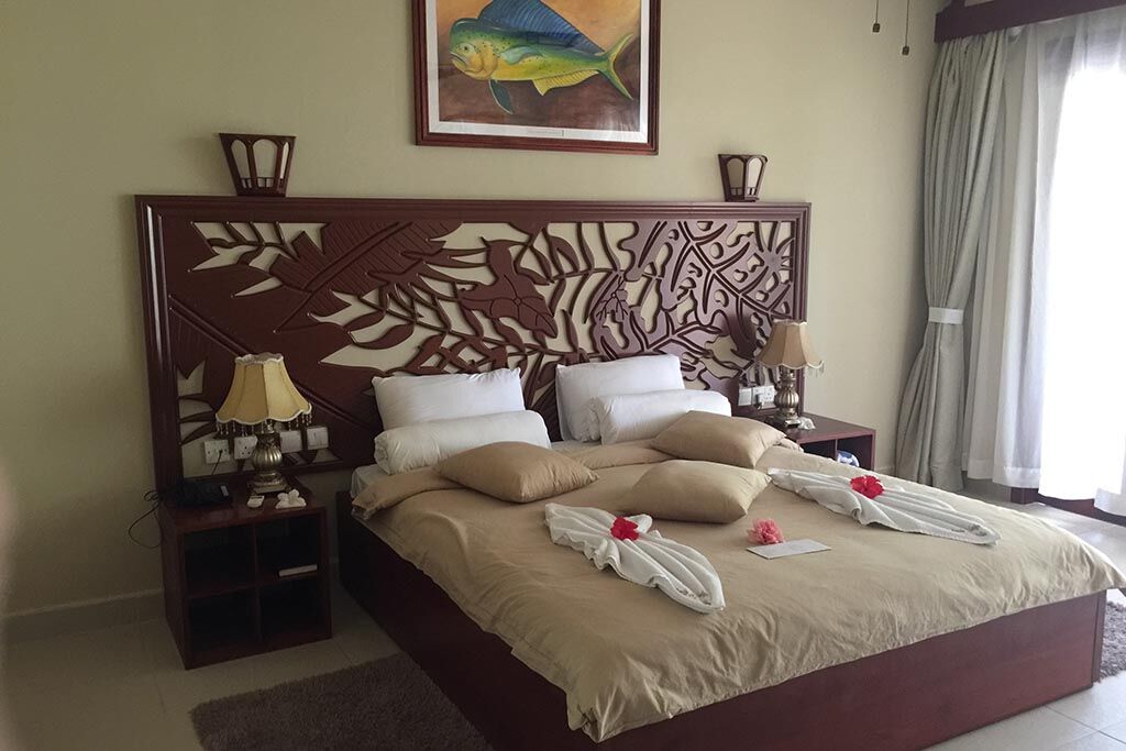 Pirogue Lodge