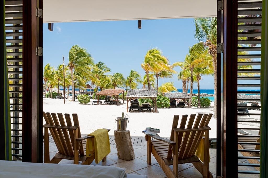 LionsDive Beach Resort
