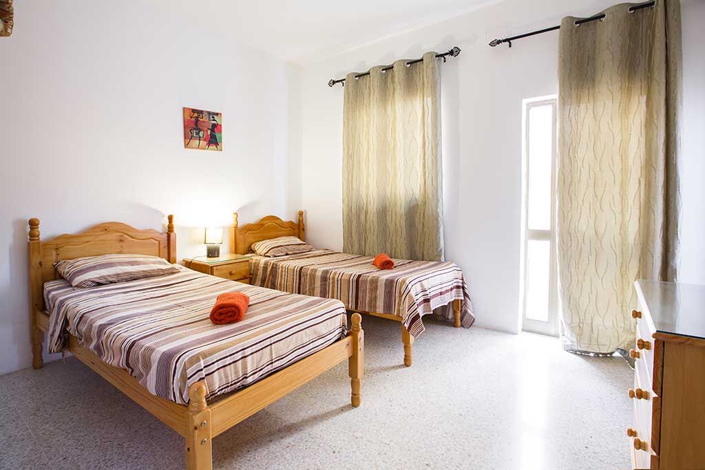 Dolphin Court Apartments & Penthouses