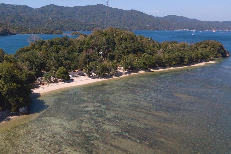 White Sands Beach Resort